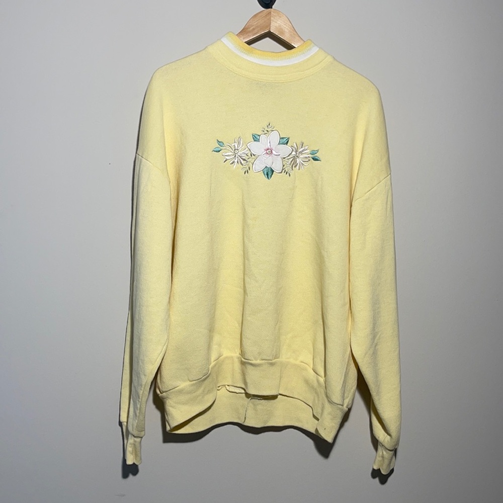 Vintage Yellow Floral Crewneck Sweater